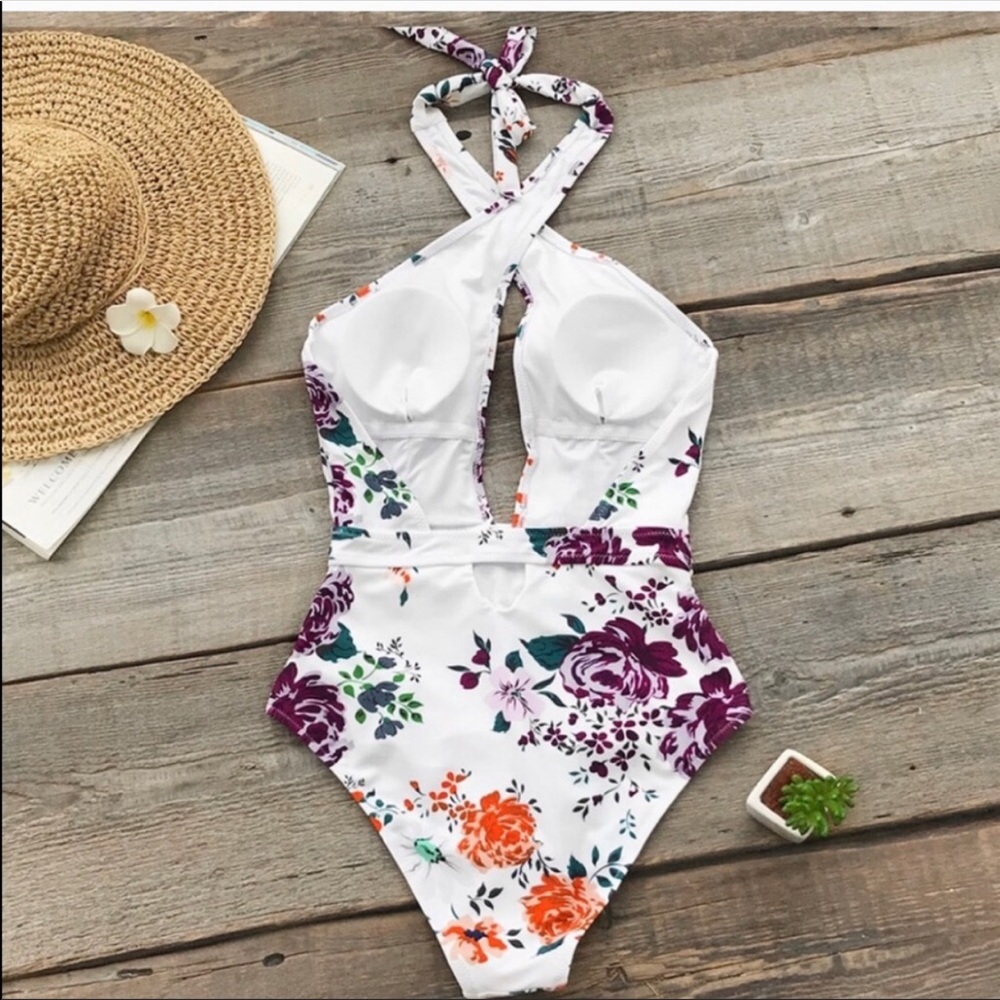Cupshe Floral One Piece NWOT - Picture 4 of 12